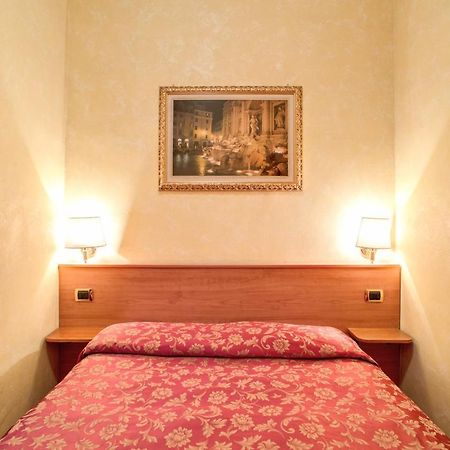 Monti Guest House - Affittacamere Rome Extérieur photo