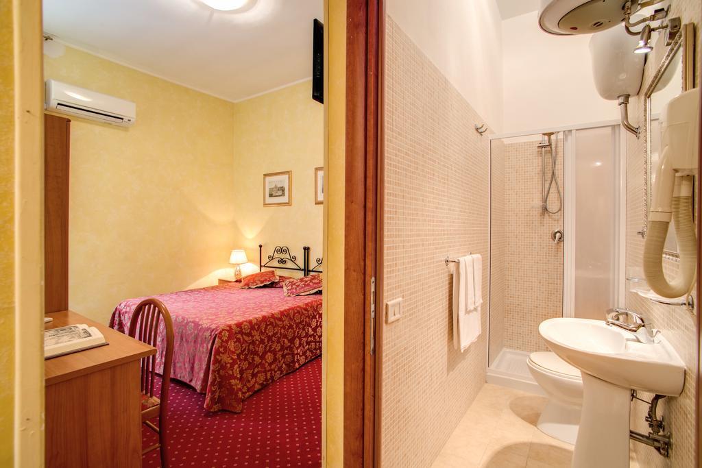 Monti Guest House - Affittacamere Rome Extérieur photo